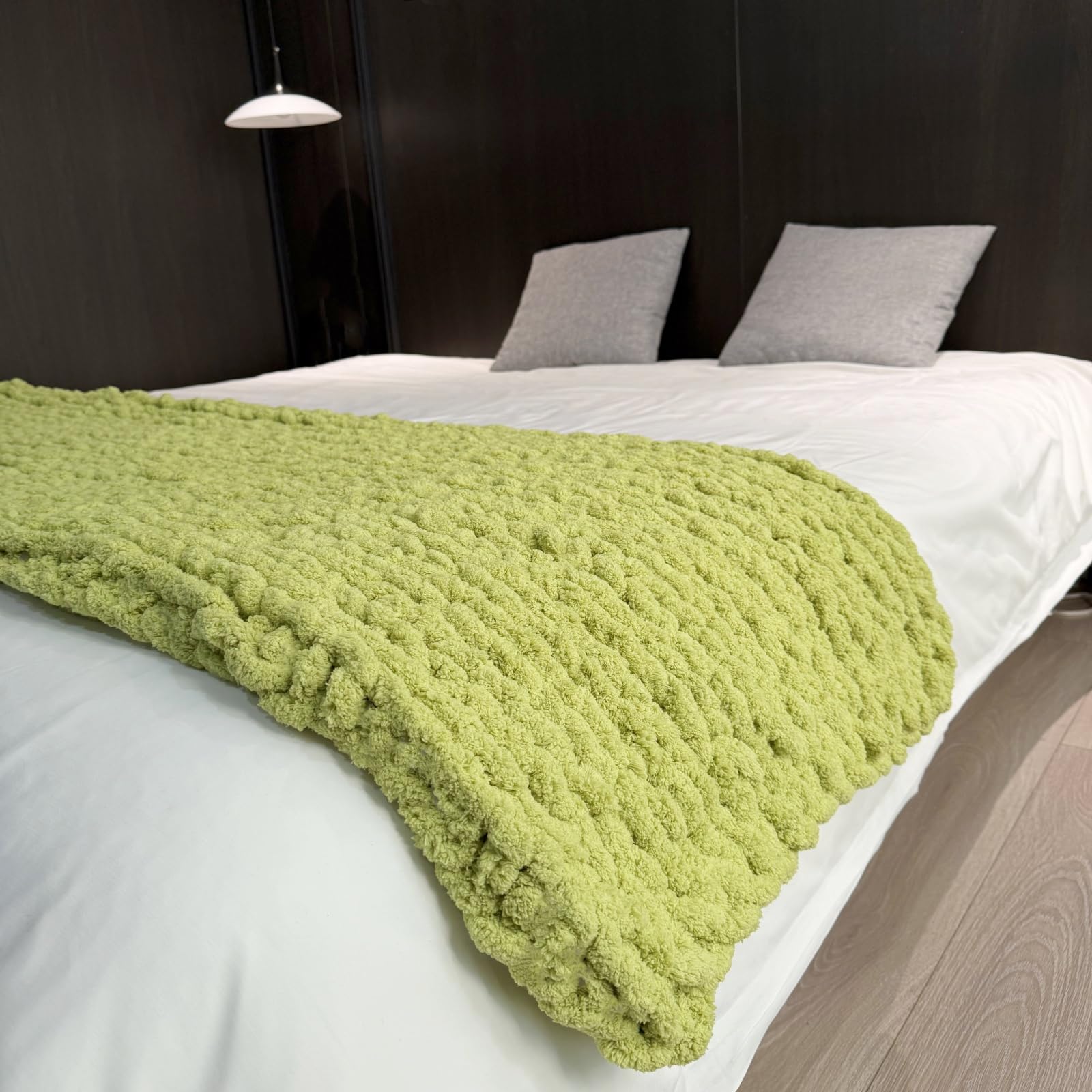 Chunky Knit Blanket Throw 40"×40", Hand Knitted Warm Chenille Throw Blanket, Home Decor Soft Thick Yarn Cable Knit Blanket, Soft Breathable Fleece Banket Christmas for Couch Bed Sofa Best Gift (Gray)