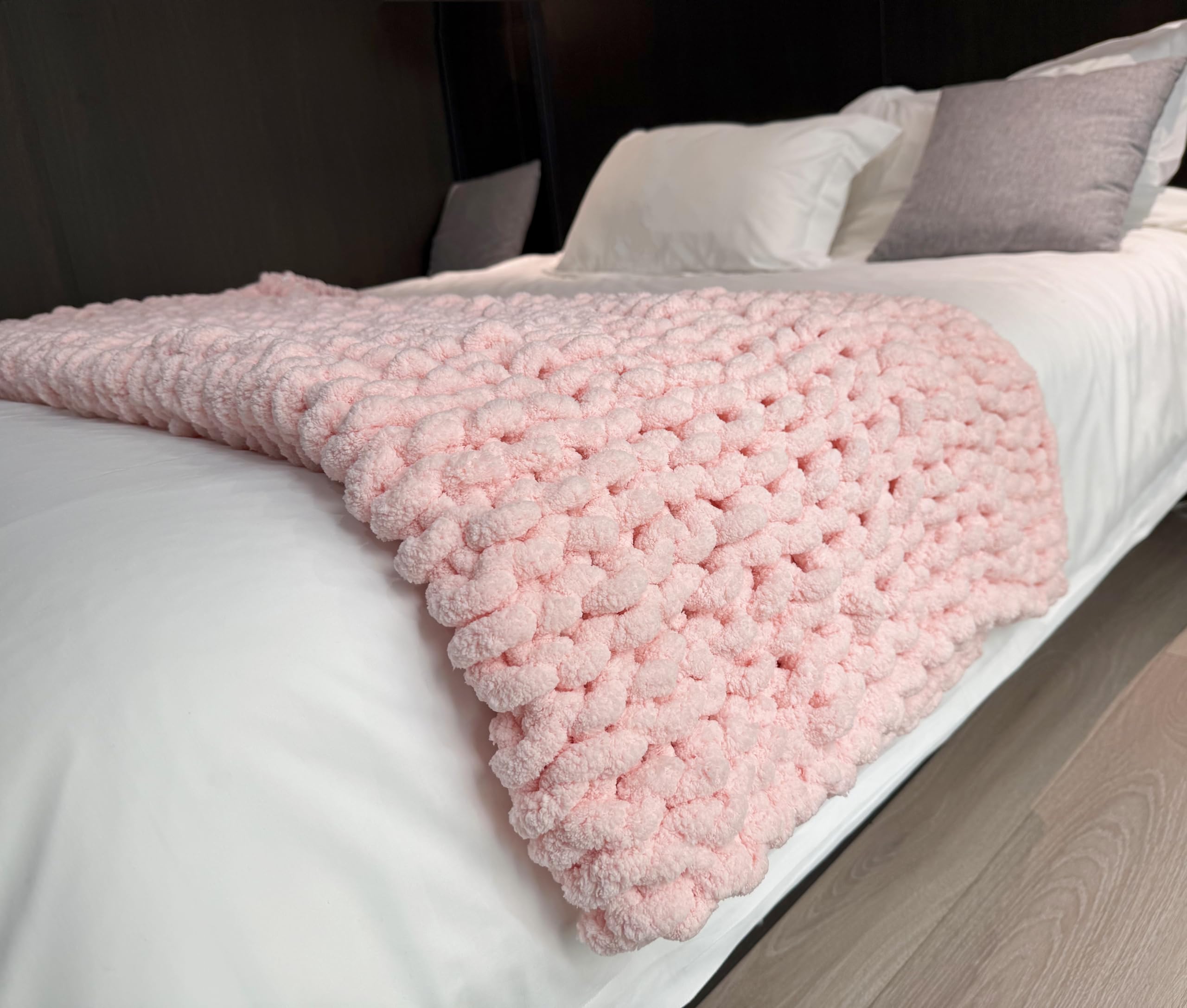 Chunky Knit Blanket Throw 40"×40", Hand Knitted Warm Chenille Throw Blanket, Home Decor Soft Thick Yarn Cable Knit Blanket, Soft Breathable Fleece Banket Christmas for Couch Bed Sofa Best Gift (Gray)
