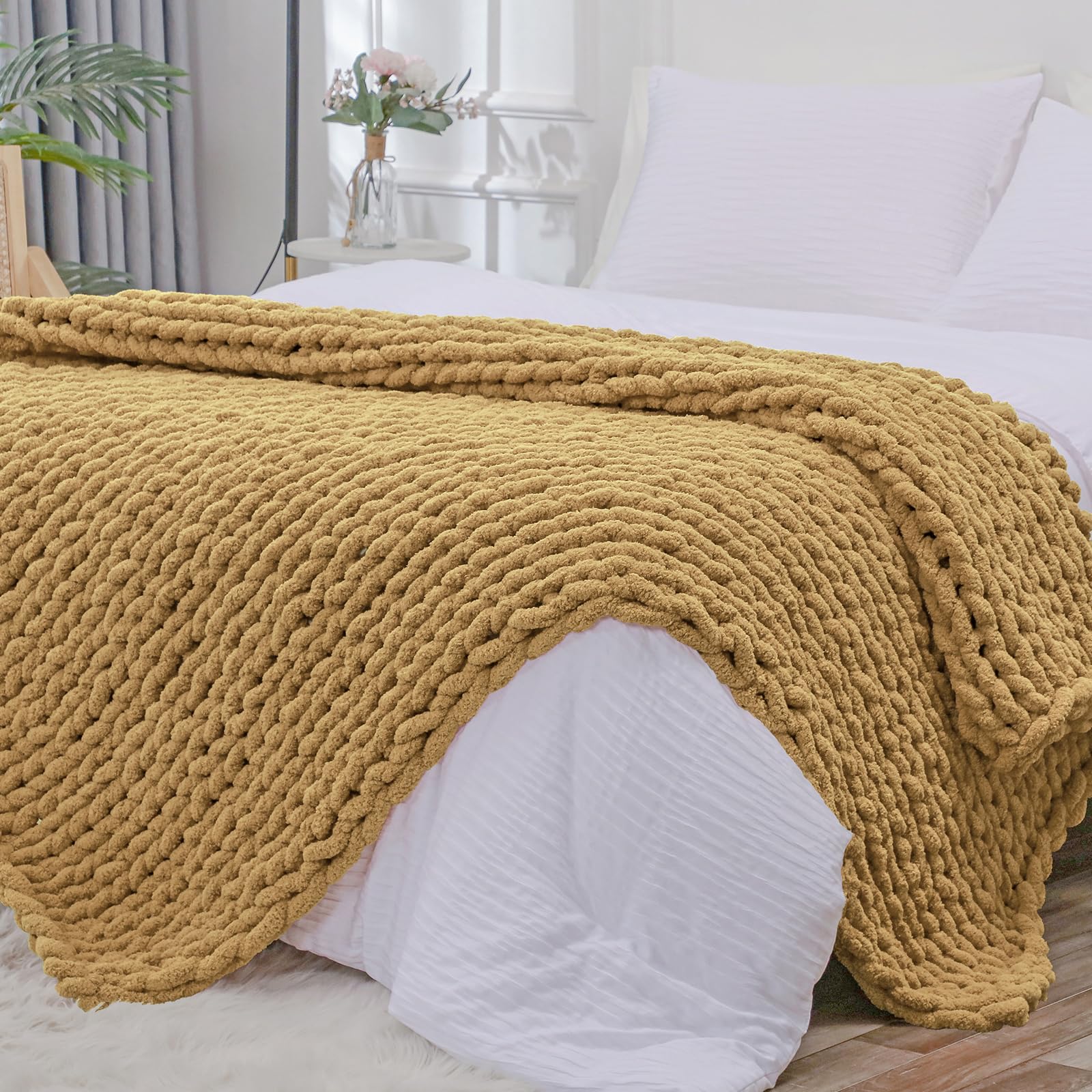 Bigacogo Chunky Knit Throw Blanket for Couch, 40x60 inches, 100% Hand Knitted with Thick Jumbo Chenille Yarn, Cozy Soft Large Rope Knot Cable Crochet Blankets for Sofa Bed Living Room, Beige