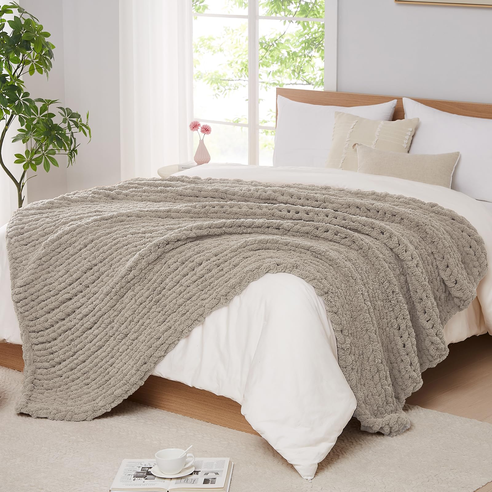 L'AGRATY Chunky Knit Blanket Throw,Soft Chenille Yarn Throw Blanket 50x60，Handmade Cable Knit Crochet Blanket,Large Knit Blankets Chunky Yarn,Rope Knot Throw Blanket for Couch Sofa Bed Home Decor