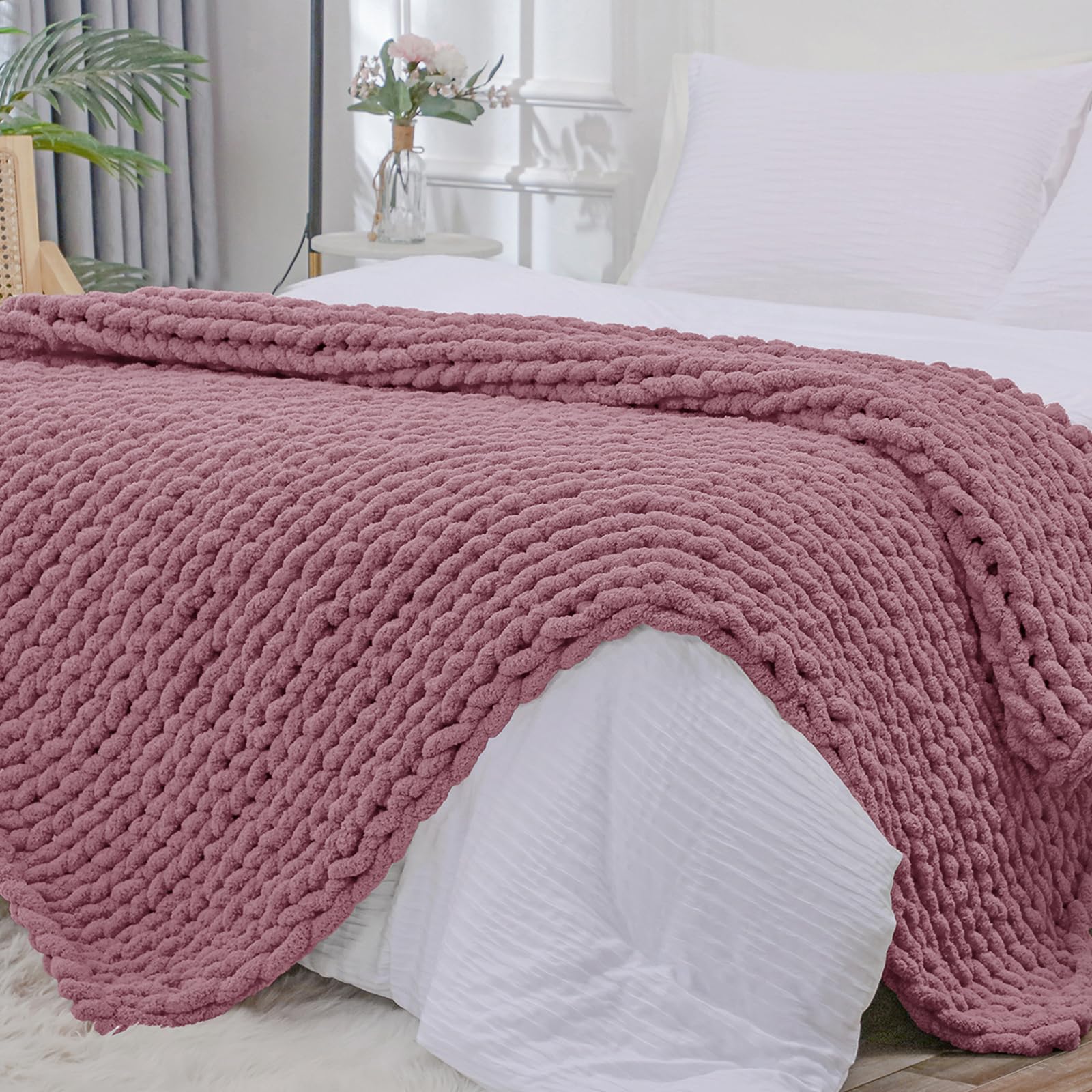 Bigacogo Chunky Knit Throw Blanket for Couch, 40x60 inches, 100% Hand Knitted with Thick Jumbo Chenille Yarn, Cozy Soft Large Rope Knot Cable Crochet Blankets for Sofa Bed Living Room, Beige
