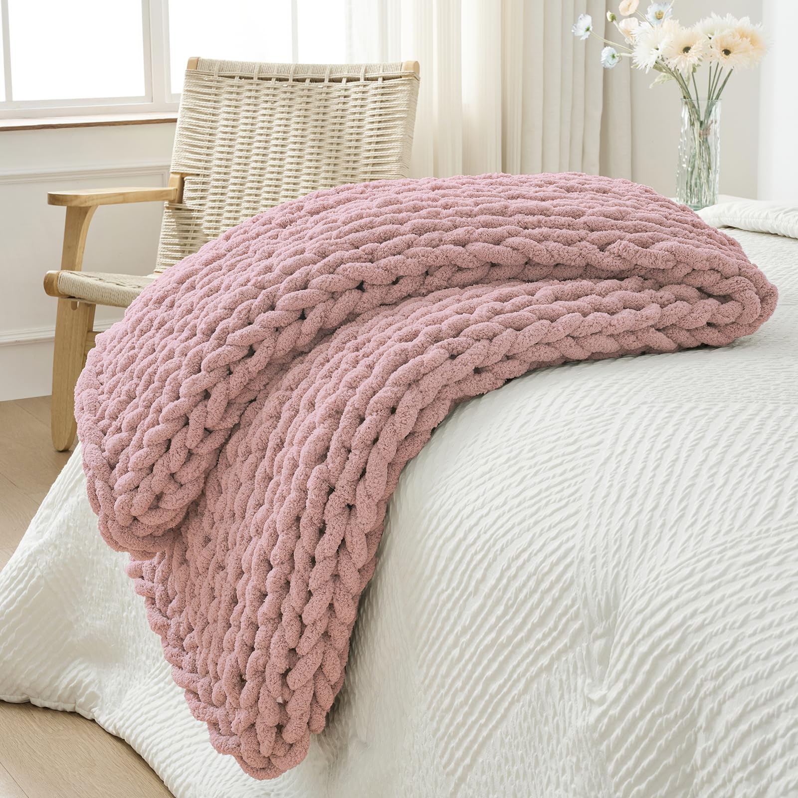 Bigacogo Chunky Knit Throw Blanket for Couch, 40x60 inches, 100% Hand Knitted with Thick Jumbo Chenille Yarn, Cozy Soft Large Rope Knot Cable Crochet Blankets for Sofa Bed Living Room, Beige