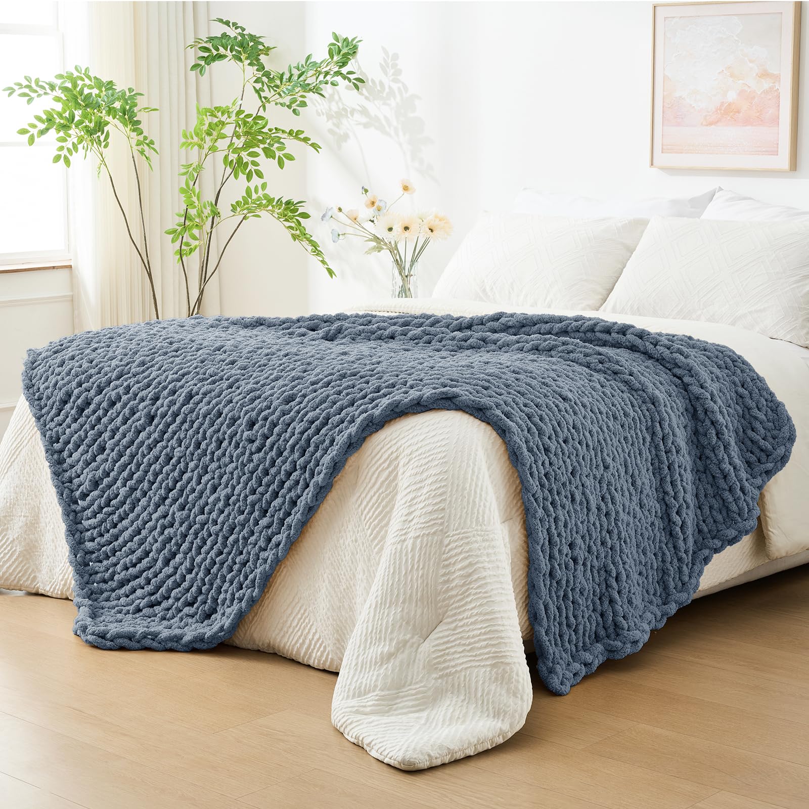 Bigacogo Chunky Knit Throw Blanket for Couch, 40x60 inches, 100% Hand Knitted with Thick Jumbo Chenille Yarn, Cozy Soft Large Rope Knot Cable Crochet Blankets for Sofa Bed Living Room, Beige