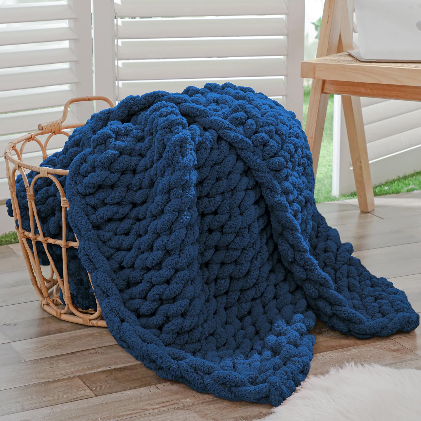 Bigacogo Chunky Knit Throw Blanket for Couch, 40x60 inches, 100% Hand Knitted with Thick Jumbo Chenille Yarn, Cozy Soft Large Rope Knot Cable Crochet Blankets for Sofa Bed Living Room, Beige