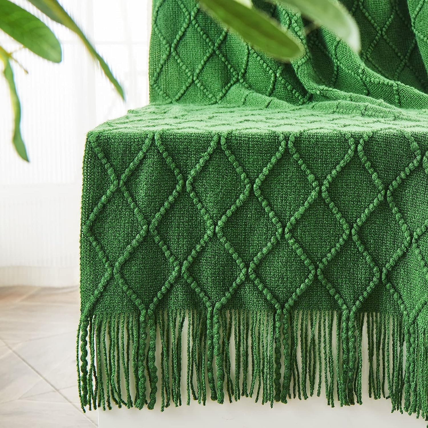 inhand Knitted Throw Blanket for Couch and Bed, Soft Living Room Home Decor Knitted Blanket with Tassel, Outdoor Lightweight Breathable Summer Blanket, Farmhouse Warm Woven Decorative, 50"x60"